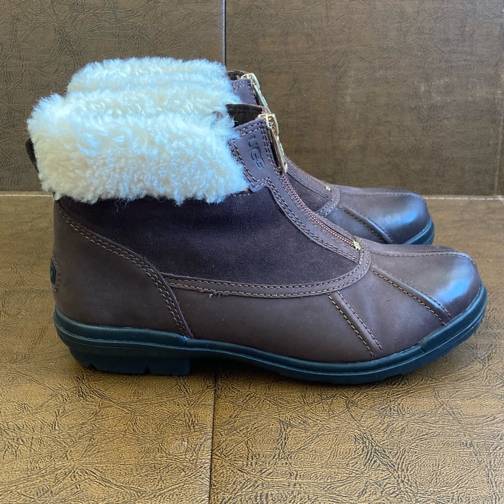 NEW Ugg Hapsburg Zip Waterproof Scotch Brown Suede Duck Boots Shoes, size 7.5